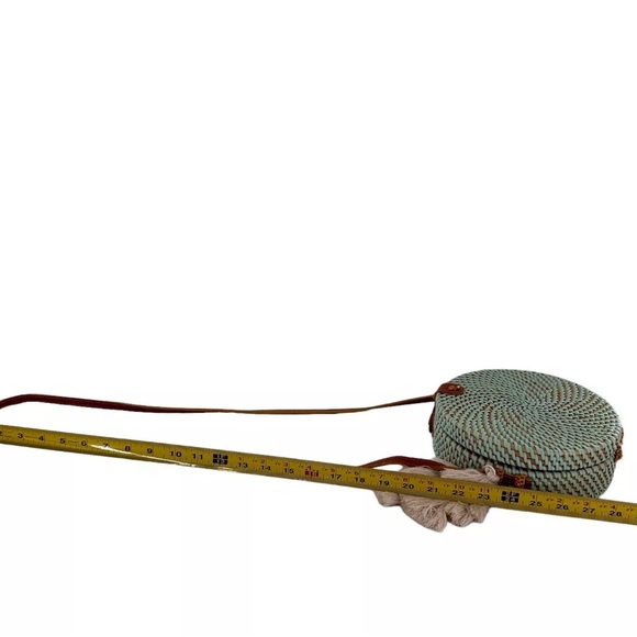 Hand Woven Round Rattan Straw Purse Bag Wicker Crossbody Leather Granny Boho - Picture 4 of 8